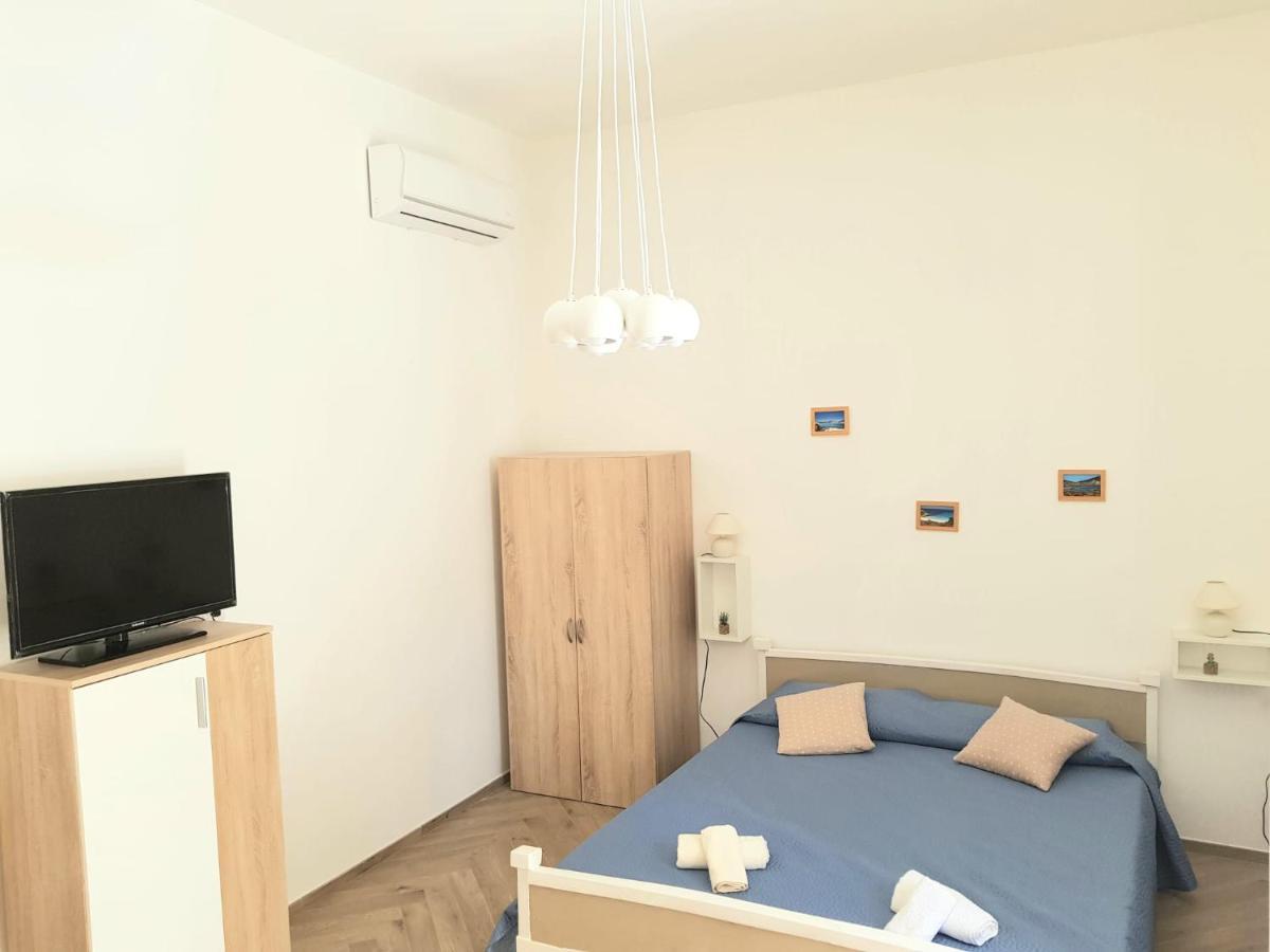Bed and Breakfast Casa Di Giu Porto Torres Zewnętrze zdjęcie